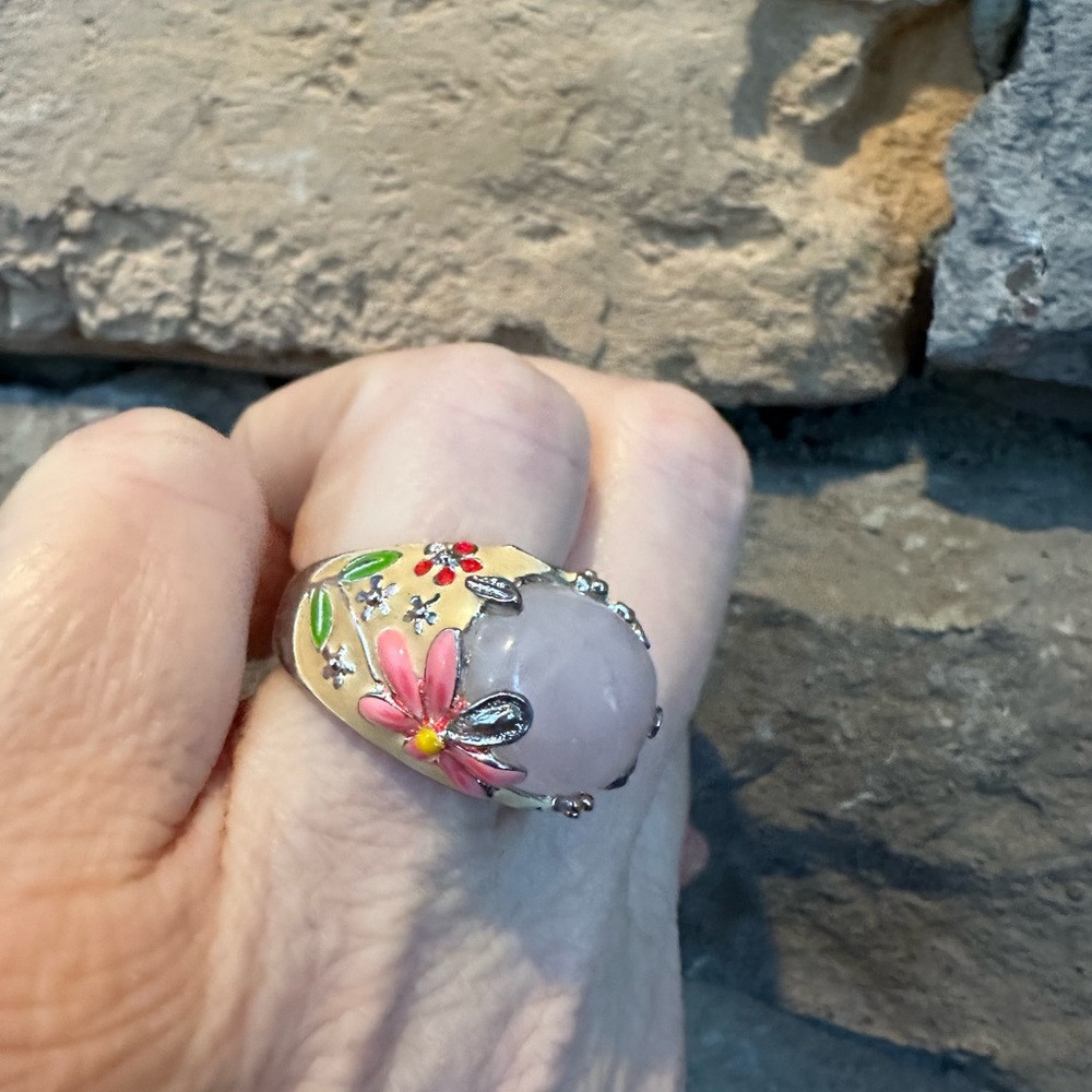 Statement Ring - Picture 4 of 11